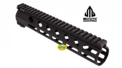 UTG GUARDIAMANO M-LOK Free Float per AR15